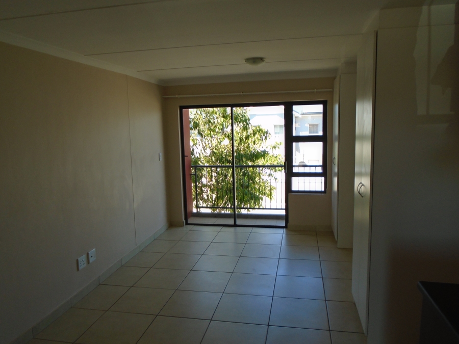To Let 1 Bedroom Property for Rent in Buh Rein Estate Western Cape